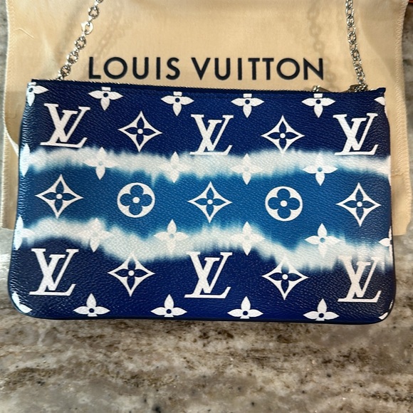 Louis Vuitton Escale Pochette Double Zip Crossbody Chain Bag - Picture 2 of 7